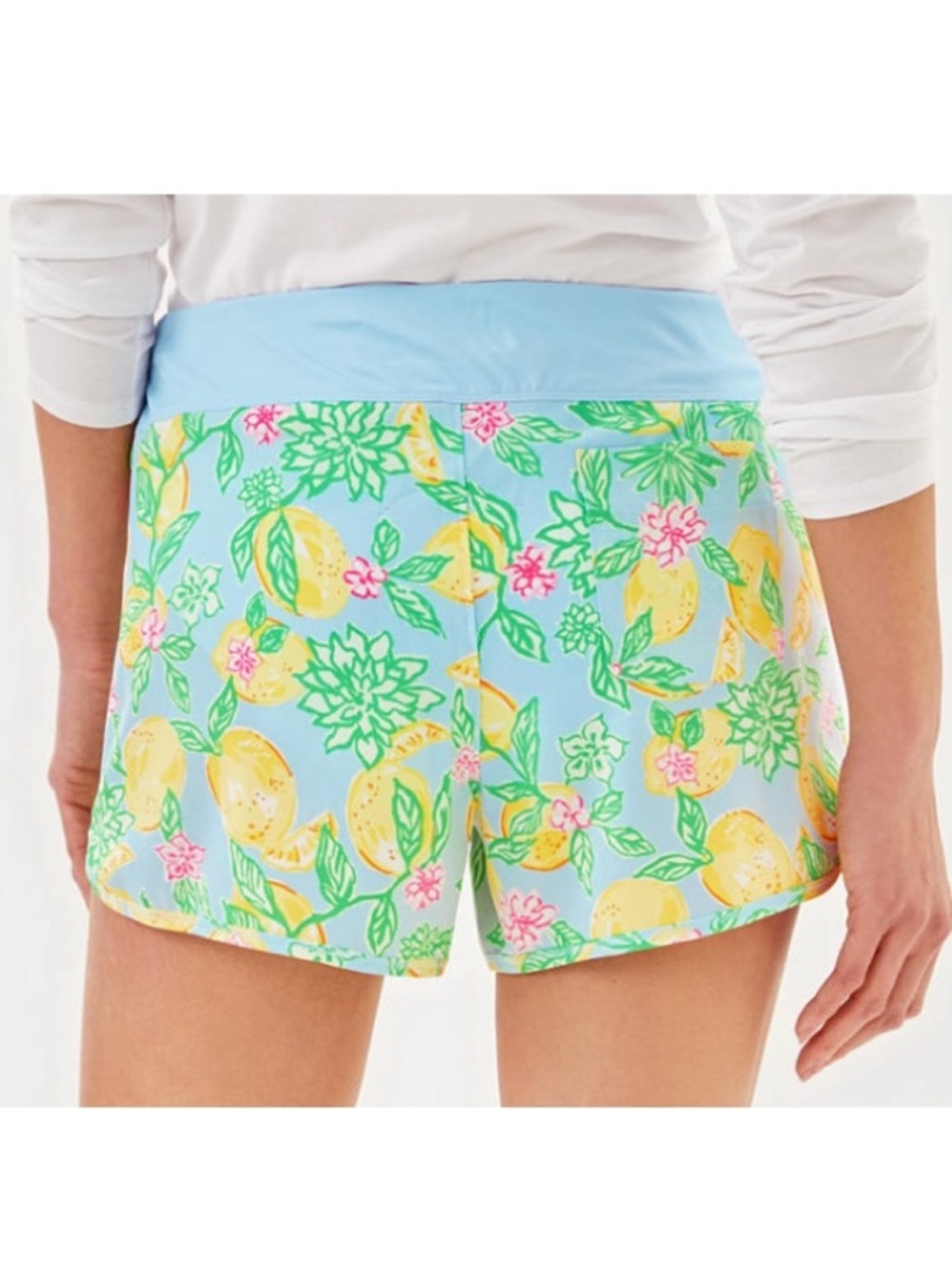 NWT Lilly Pulitzer Luxletic Shorts Sz 14 - Picture 3 of 4